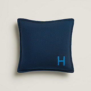 Crescendo pillow | Hermès USA